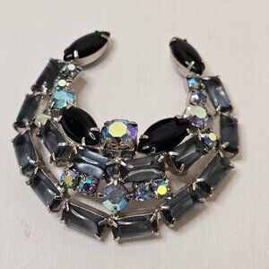 Silver Tone Horse Shoe AB Crystal Rhinestone Brooch Pin Unmarked